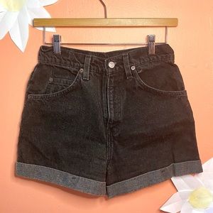 High Waisted Levi Shorts